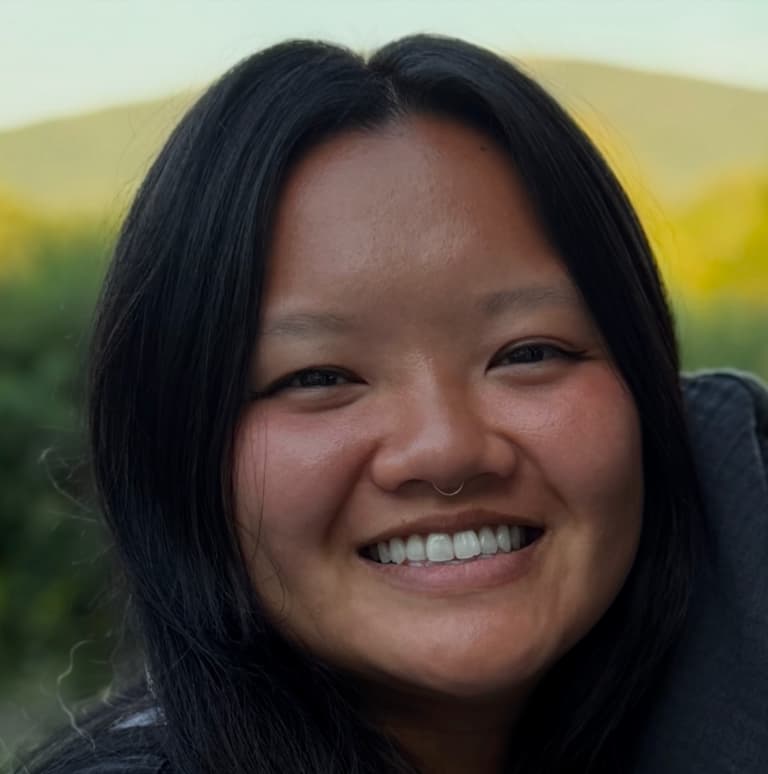 Headshot of Rei Jia
